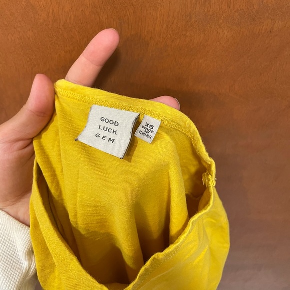 Yellow cropped top - Picture 3 of 3